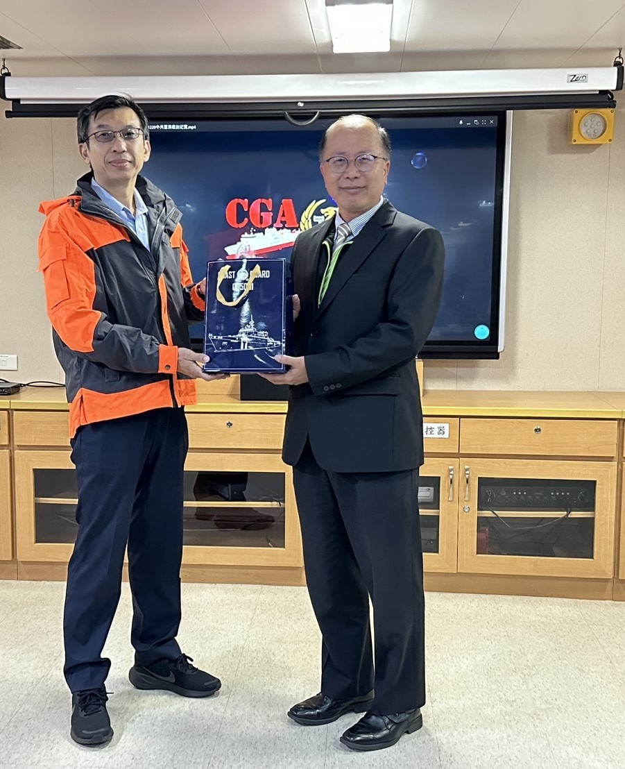 本總隊前往海洋委員會海巡署中部分署參訪交流